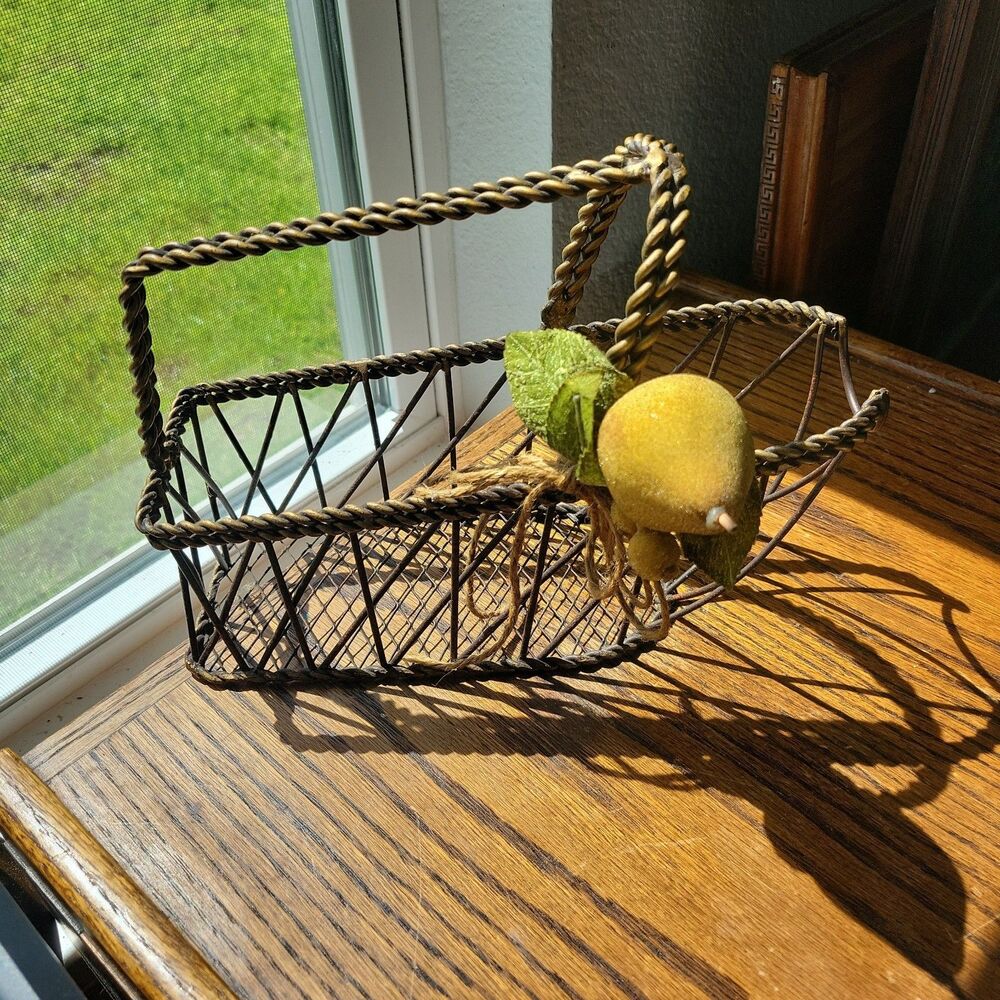 Vtg Woven Wire Wine Cradle Basket Bottle Holder Handle Copper Bronze Color Caddy